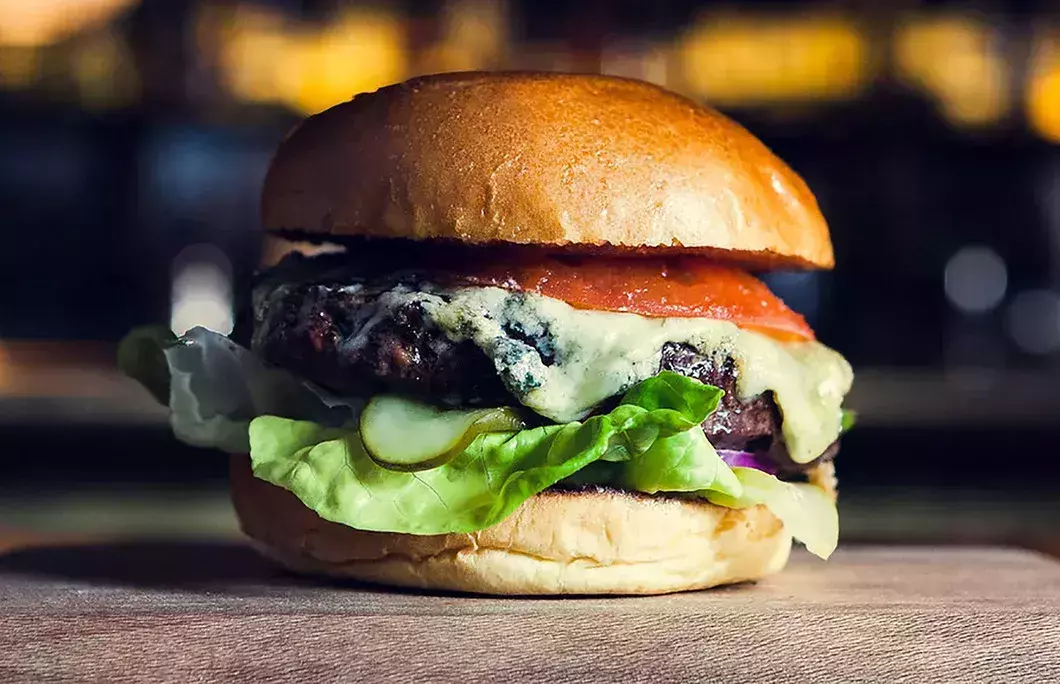 3. Burger Extreme