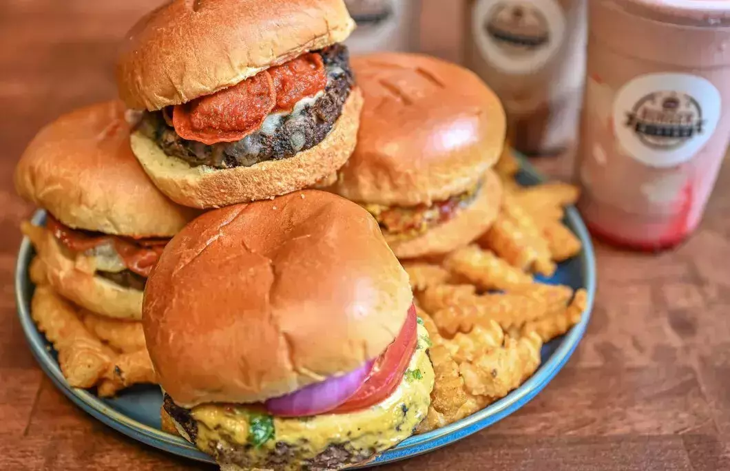 4. Burger Bistro