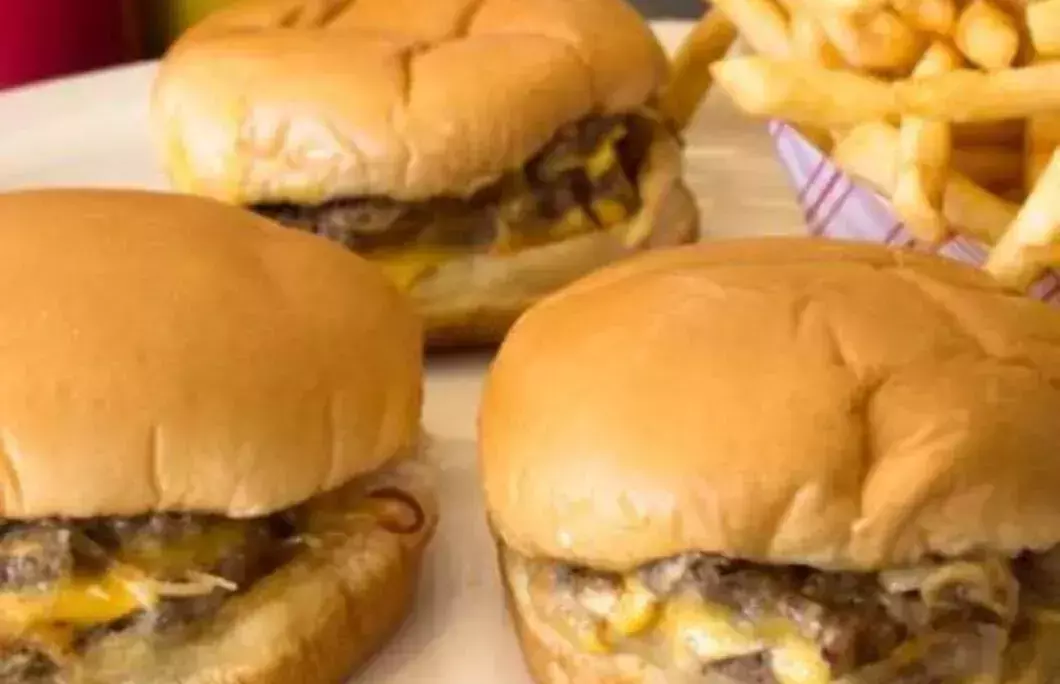 6. Hunter House Hamburgers
