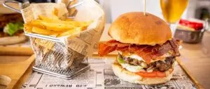 The 7 Best Burgers In Ibiza