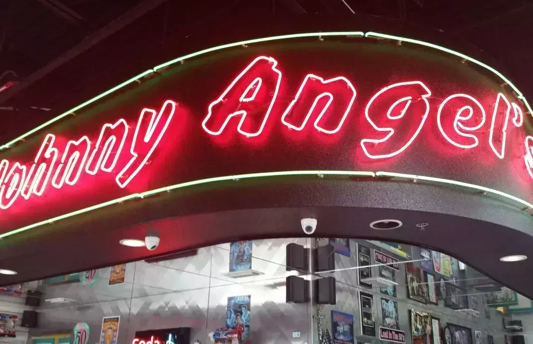 2. Johnny Angel&amp;amp;amp;rsquo;s Diner