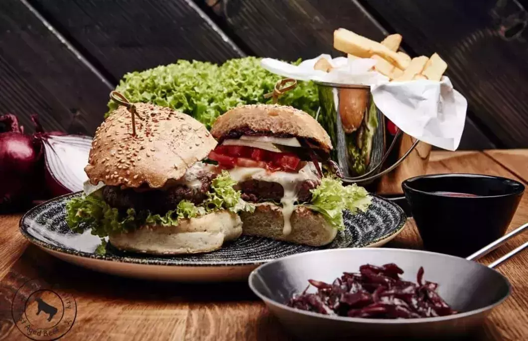 2. Moo Moo Steak &amp;amp;amp;amp;amp;amp;amp; Burger Club