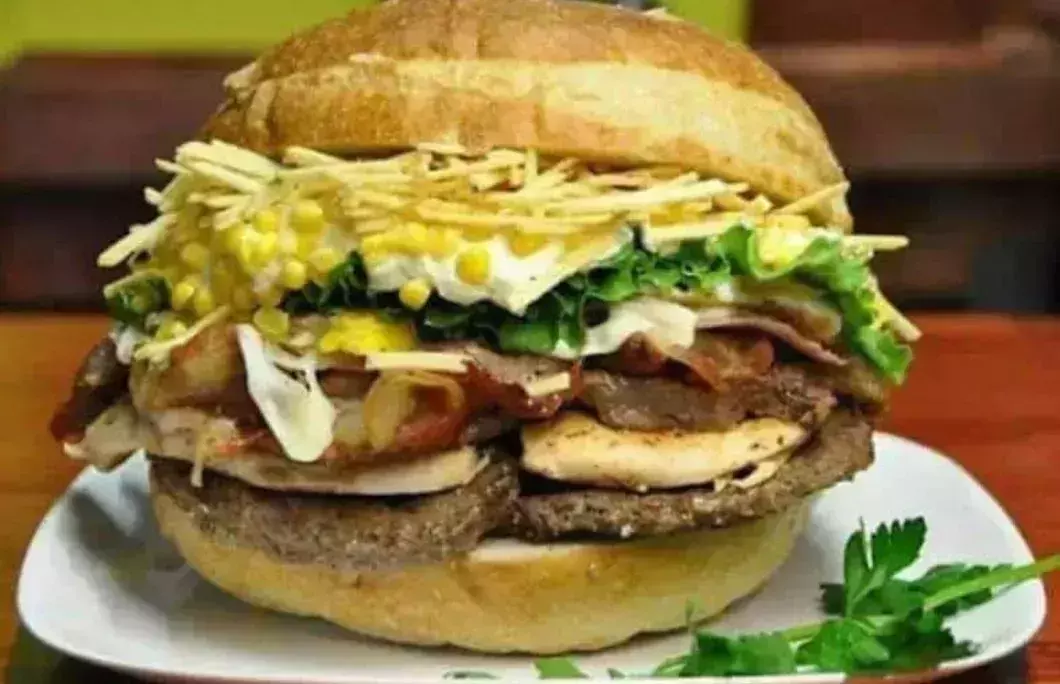 4. Altas Horas Lanches