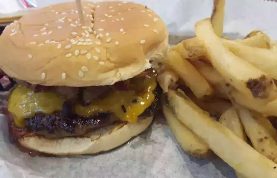 5. Novelty Burger &amp;amp;amp;amp;amp; Bar