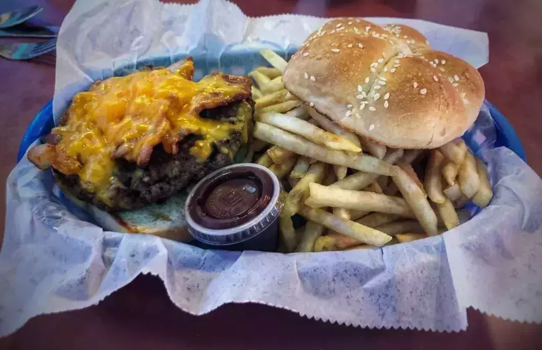 4. Louie M&amp;amp;amp;amp;rsquo;s Burger Lust