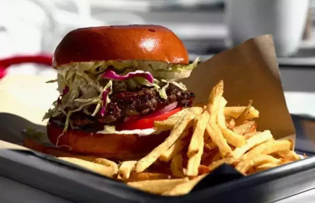 2. D’s Burgers