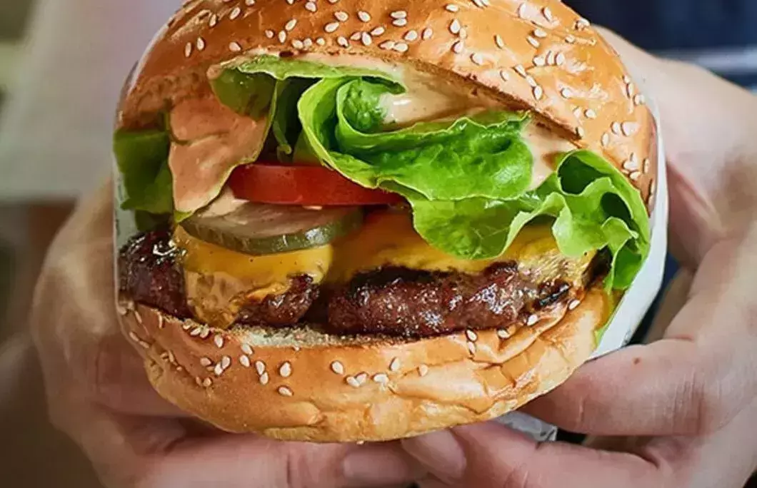 7. Superior Burger