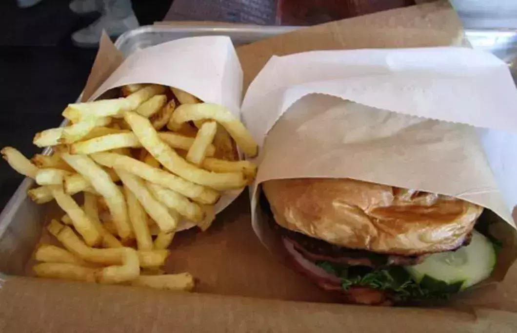 4. Graze Premium Burgers