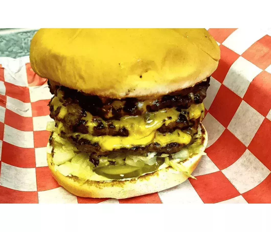 3. Hank’s Hamburgers