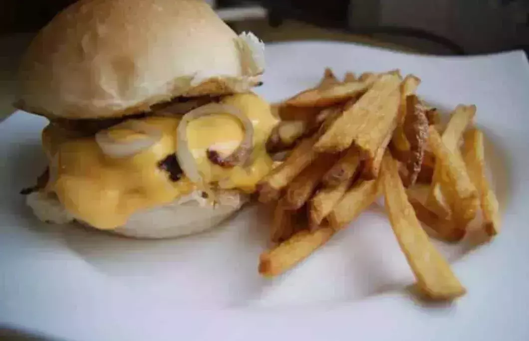 2. Broadway Burgers &amp;amp;amp;amp;amp;amp;amp; BBQ