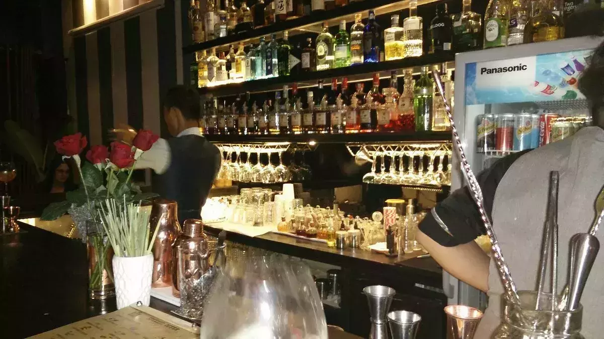 cocktail bars in Ho Chi Minh