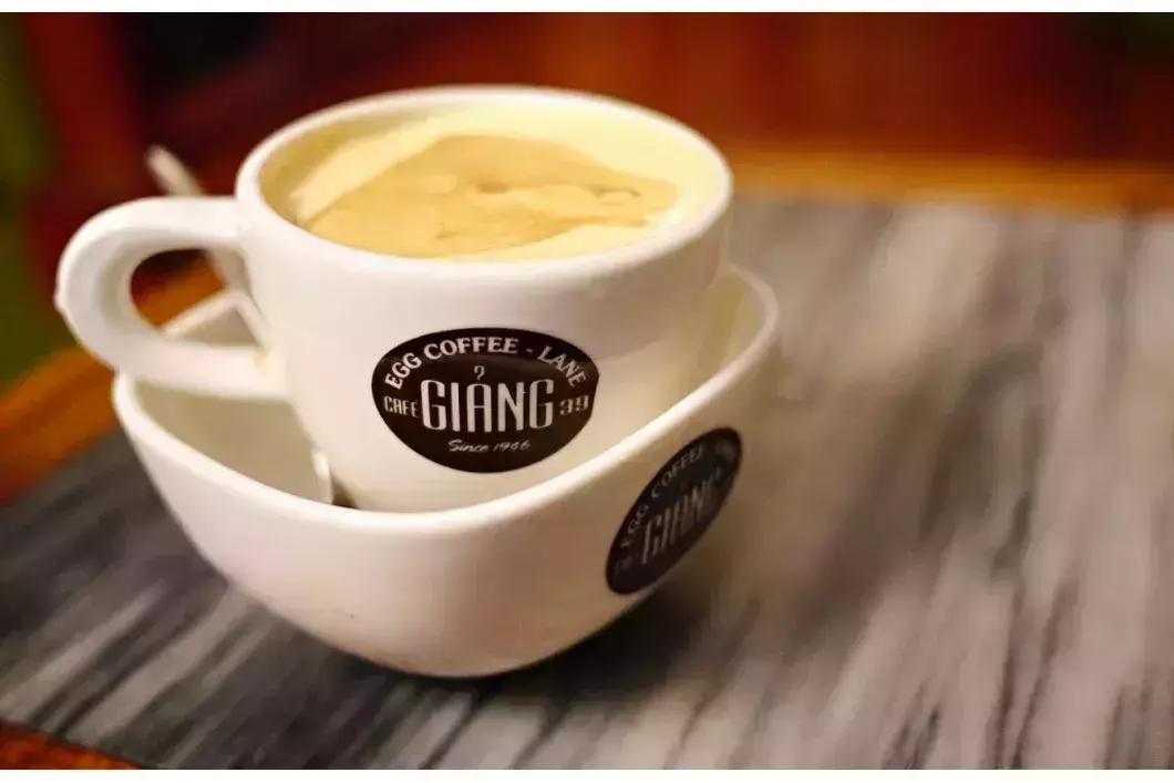 4. Cafe Giang