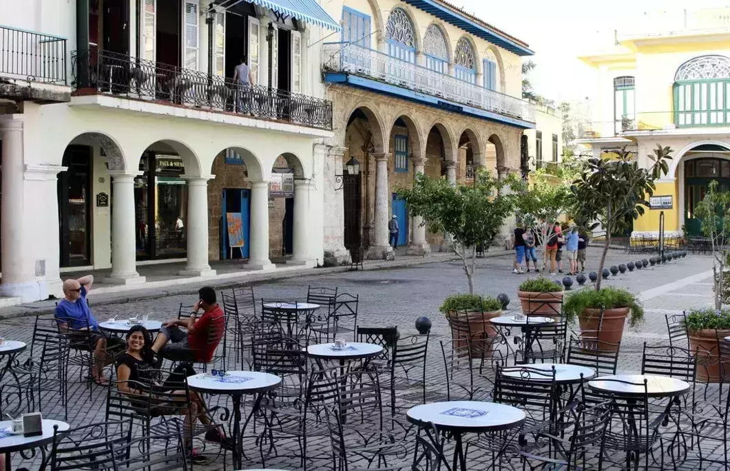 2. Cafe El Escorial