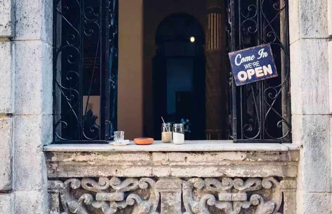 4. El Cafe