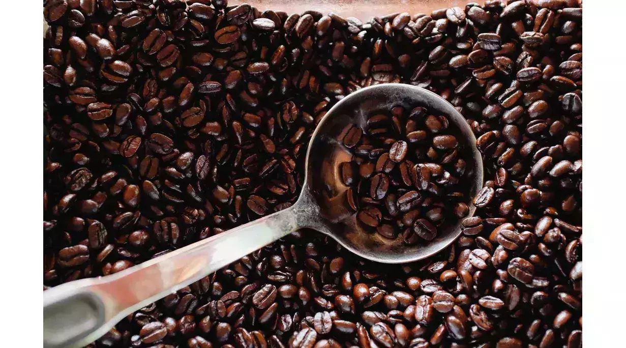 2. Uy Viet Coffee Bean