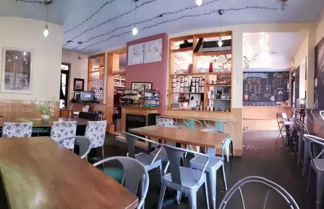 4. Intrinsic Café