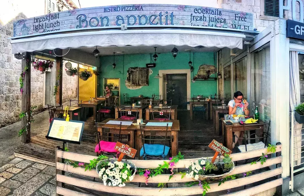 4. Bon Appetit Bistro – Pizzeria