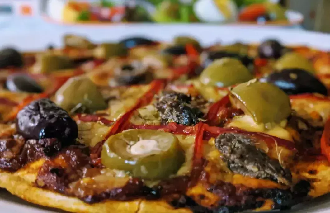 3. Garibaldi’s Pizza