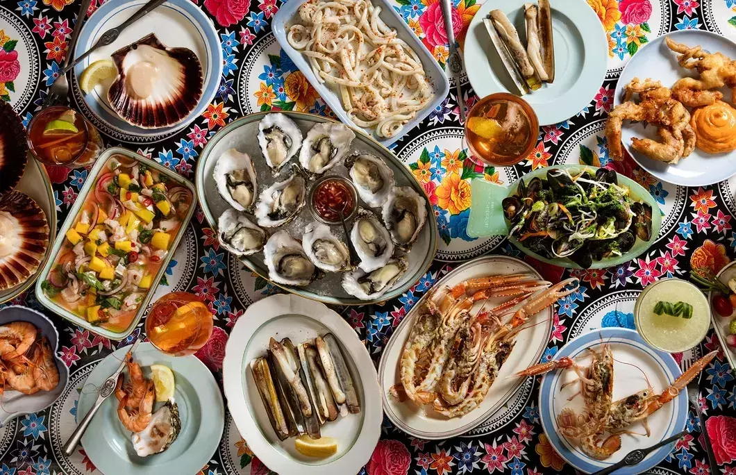 7. Oysters & Grill