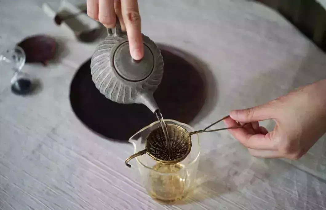4. Wolf Tea