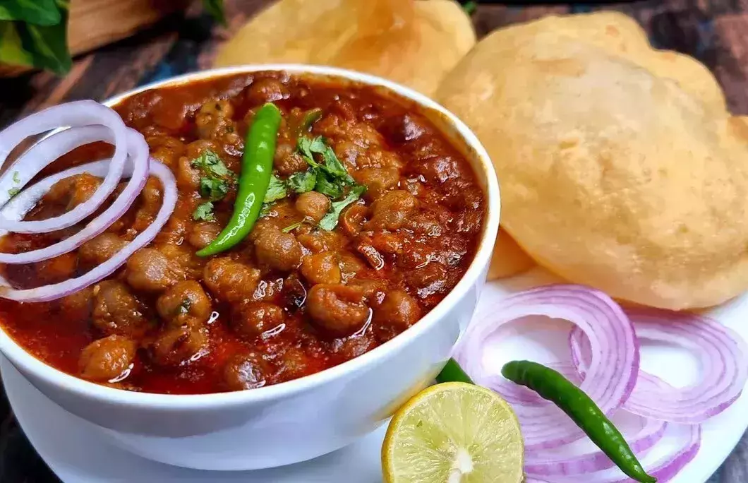 1. Chhole Bhature