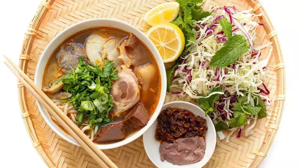 https://www.hungryhuy.com/bun-bo-hue-recipe/