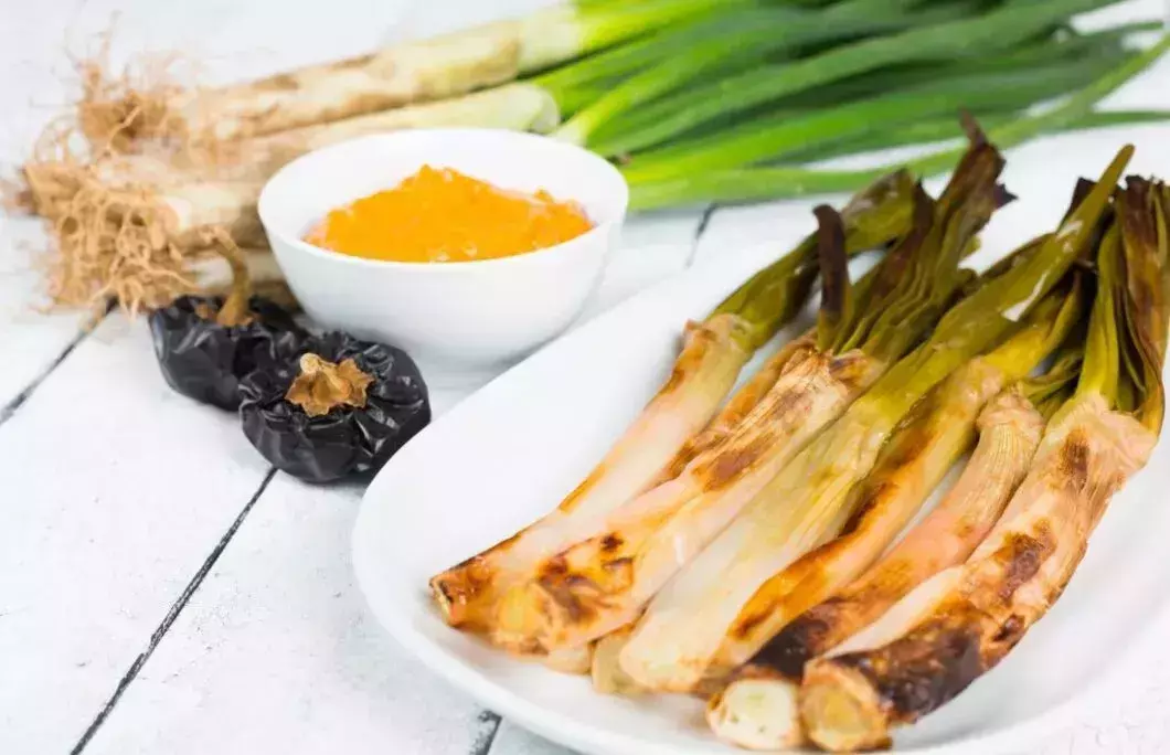 2. Calçots