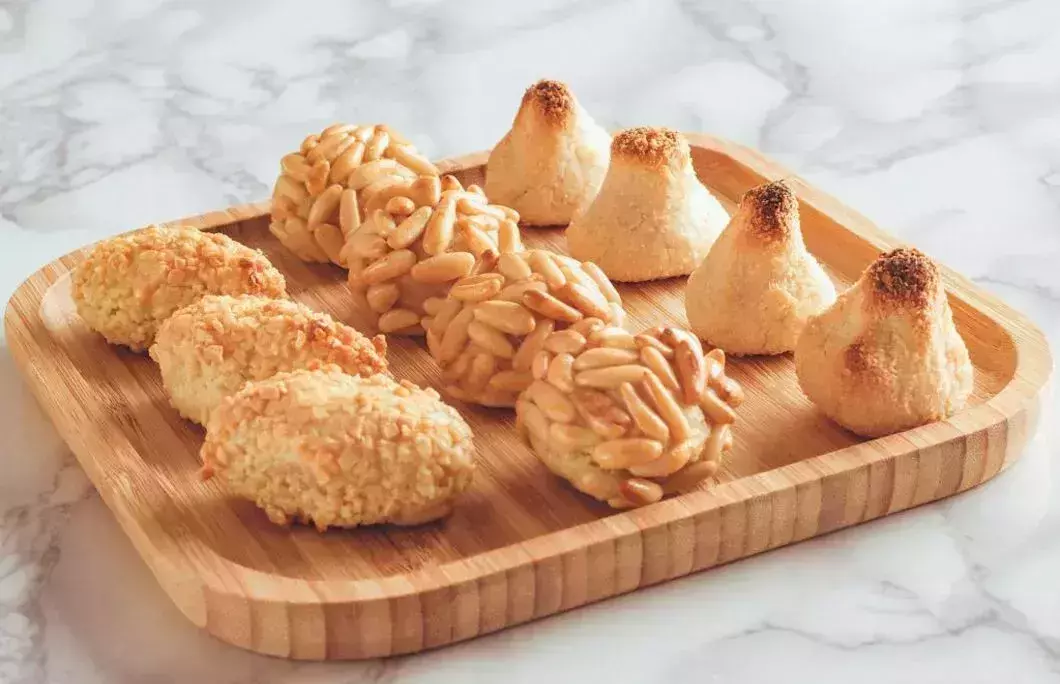 7. Panellets