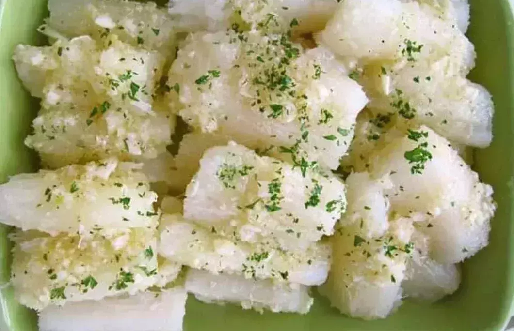 7. Yuca Con Mojo