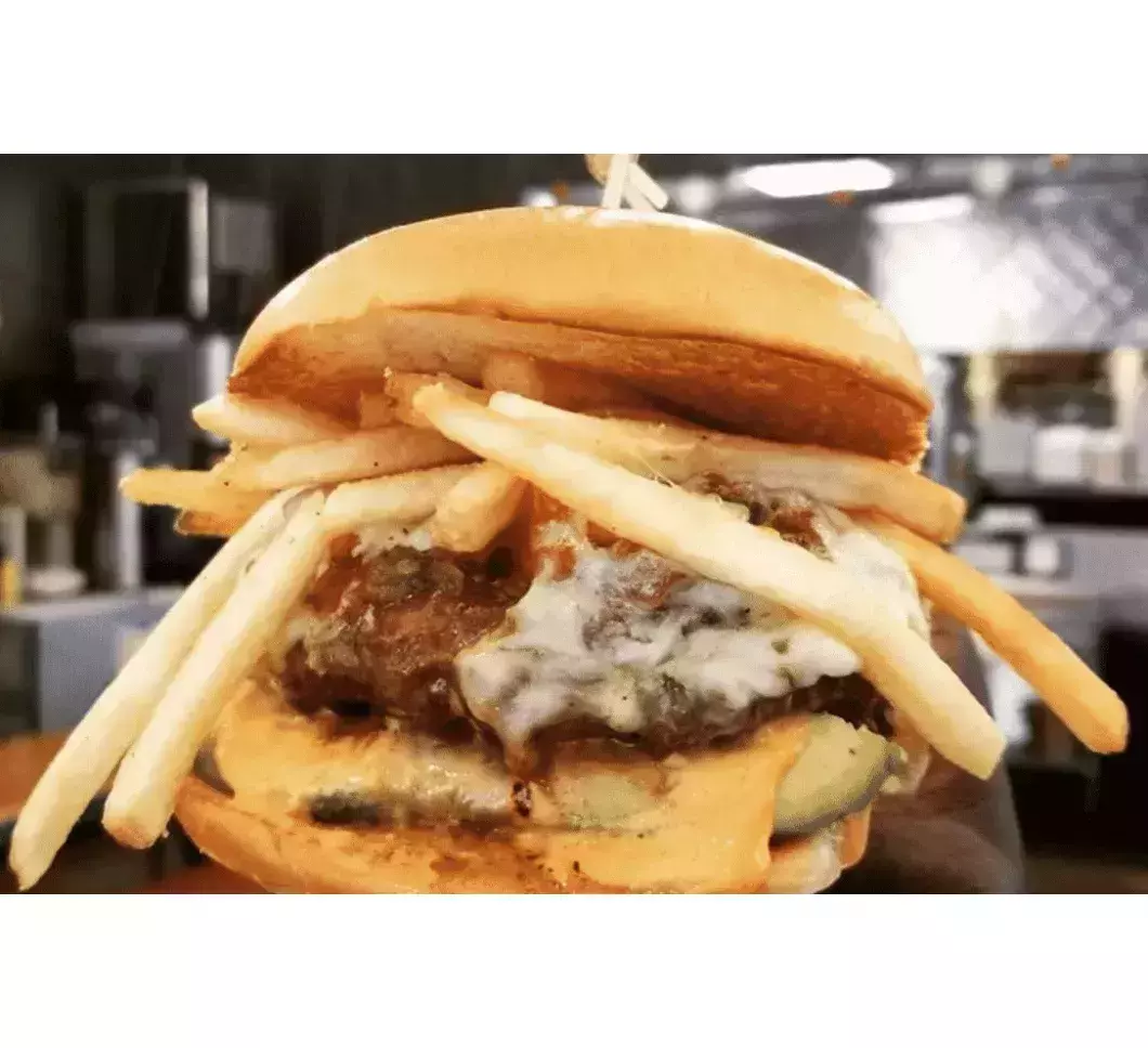 8. Big Buns Damn Good Burgers, Arlington