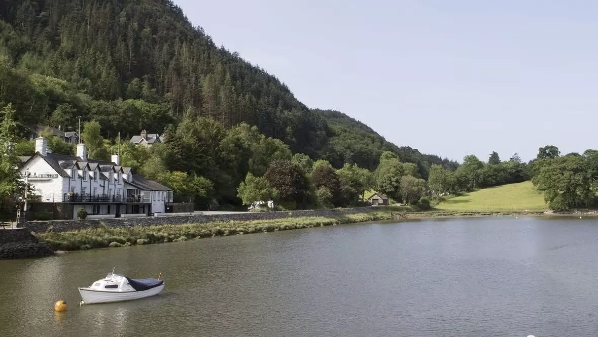 A beautiful Welsh waterside pub with a stunning beer garden.