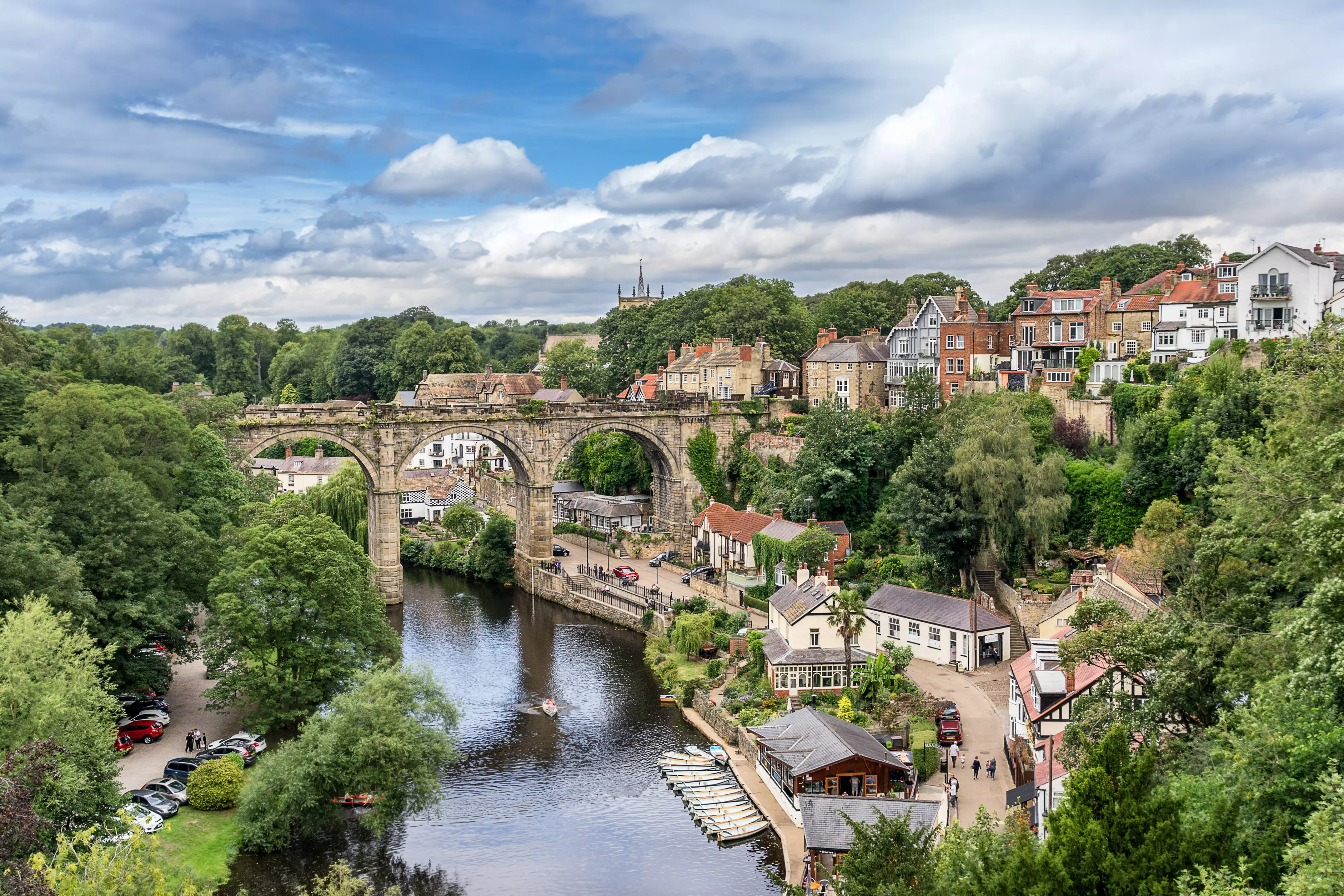 A traditional market and spa town, Knaresborough is one of North Yorkshire's most beautiful towns.