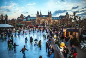 The 7 Best Places for Ice Skating in Europe
