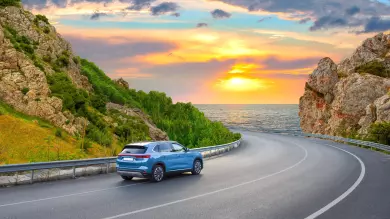 Booking Direct vs Broker: Which Really Saves You Money?