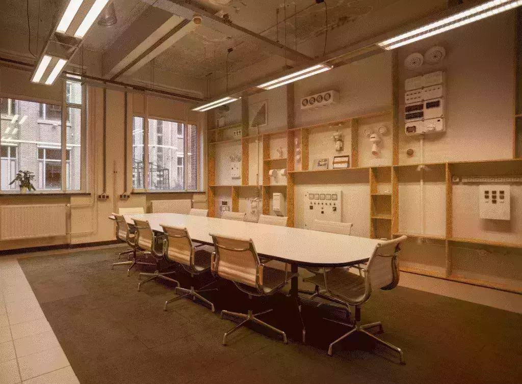 A Lab Co-Working Spots