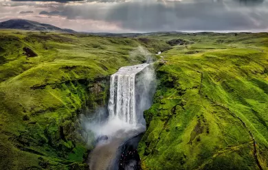 Exploring Iceland with Holiday Tours