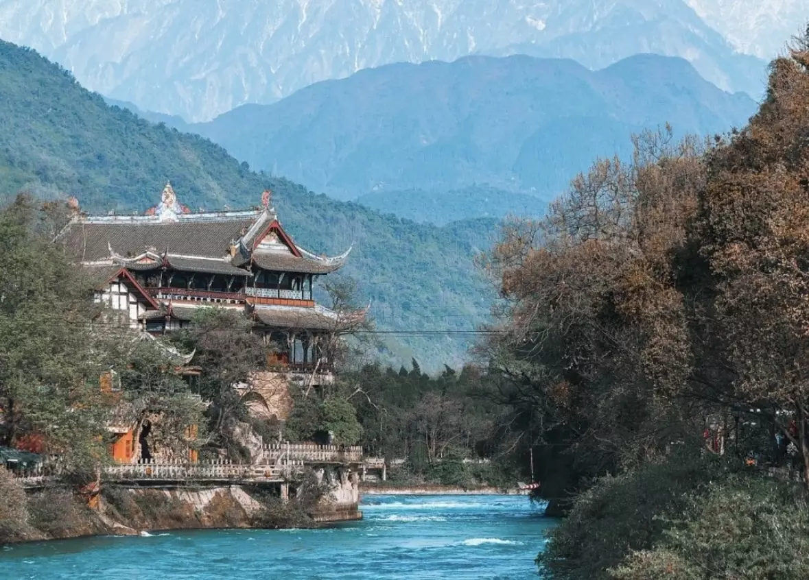 The gorgeous blue waters and incredible mountains around Six Senses Qing Cheng Mountain.