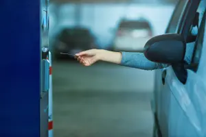 How Do You Pay for Airport Parking?