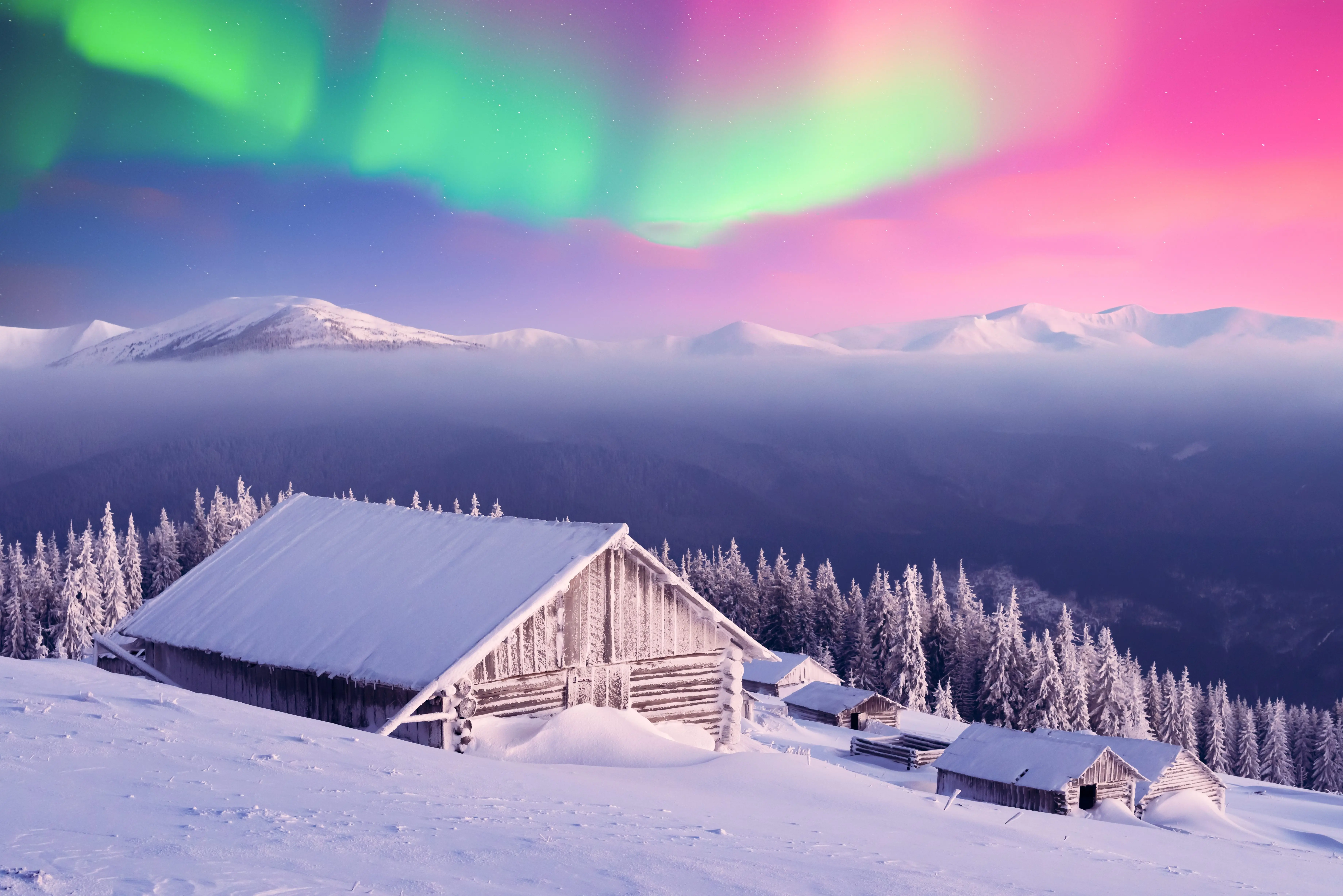 The type of accommodation can vastly reduce the overall cost of a Northern Lights trip.