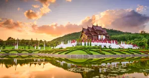 The 7 Best Destinations to Teach English