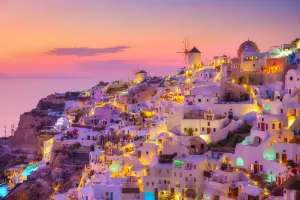 The 7 Best Hidden Gems in Santorini