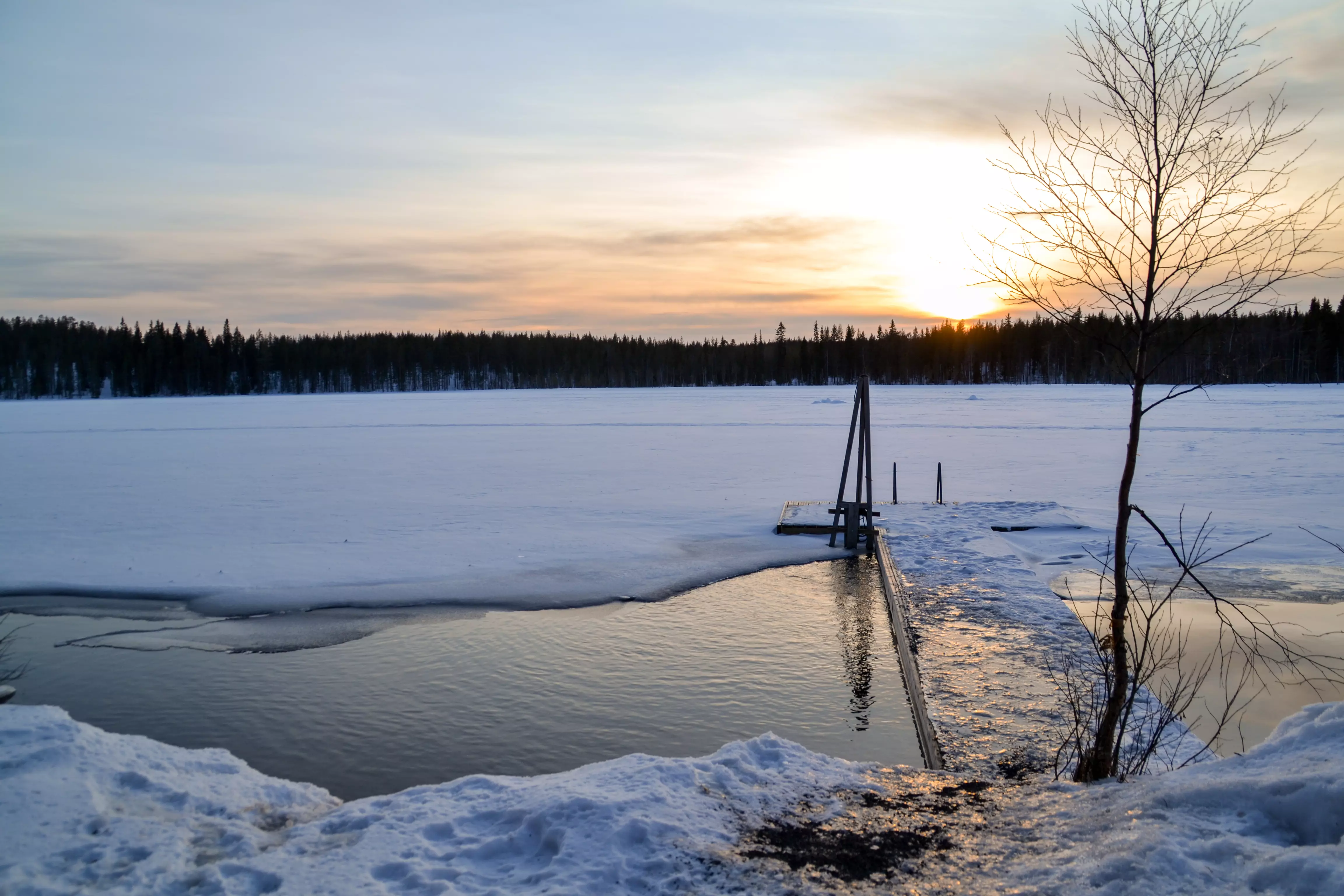 Ice bathing in a freezing cold Finnish lake to be warmed up by a traditional sauna is one of life's great experiences.