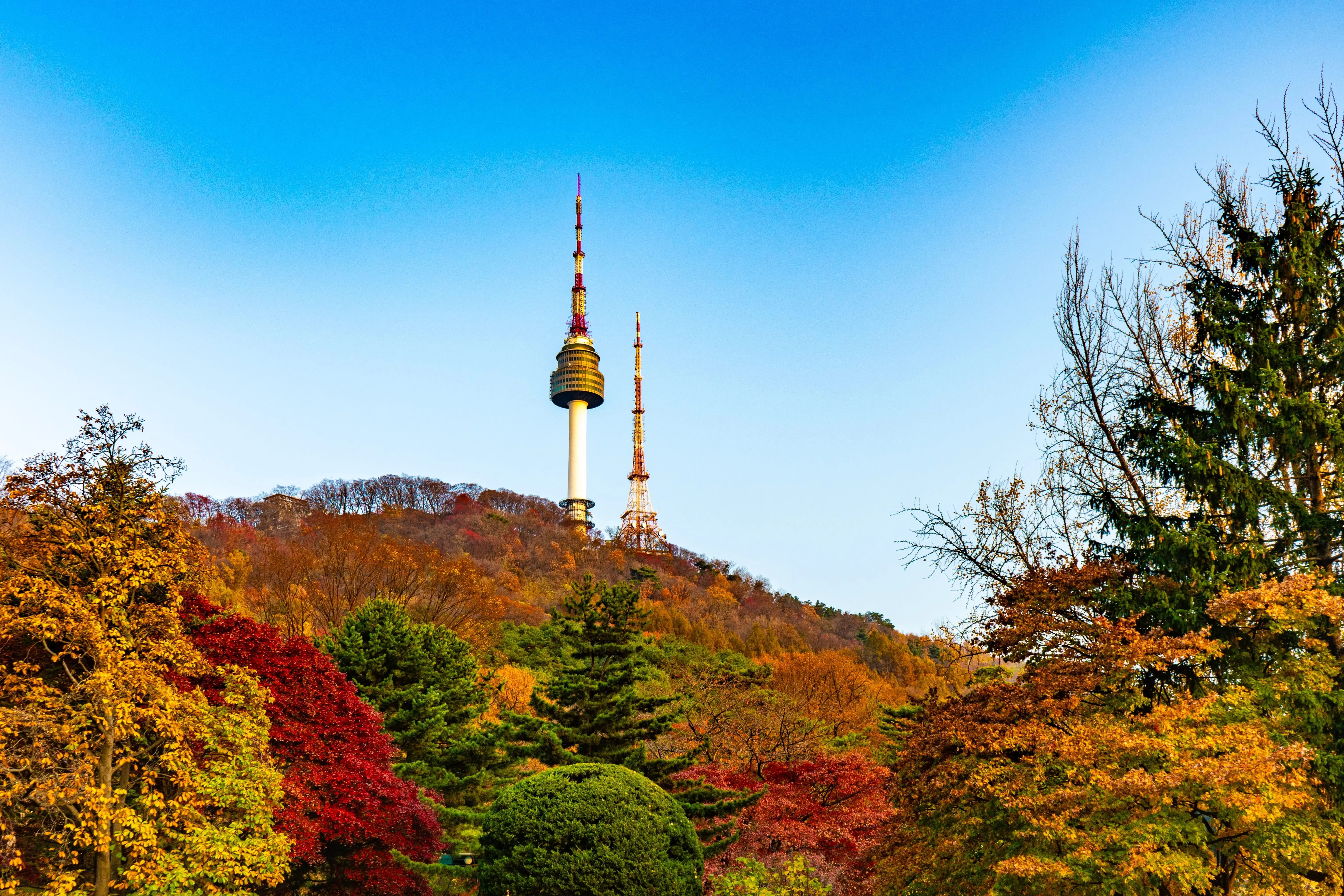 Seoul is a wonderful city to visit in October.