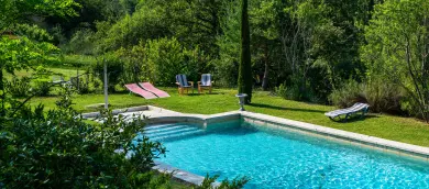 The 7 Most Dreamy Hotel Pools in France