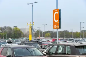 When Is the Best Time to Book Airport Parking?