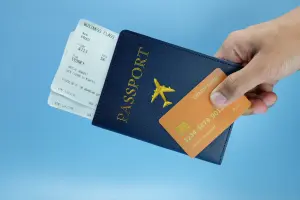 Which UK Banks and Credit Cards Give Free Airport Lounge Access?