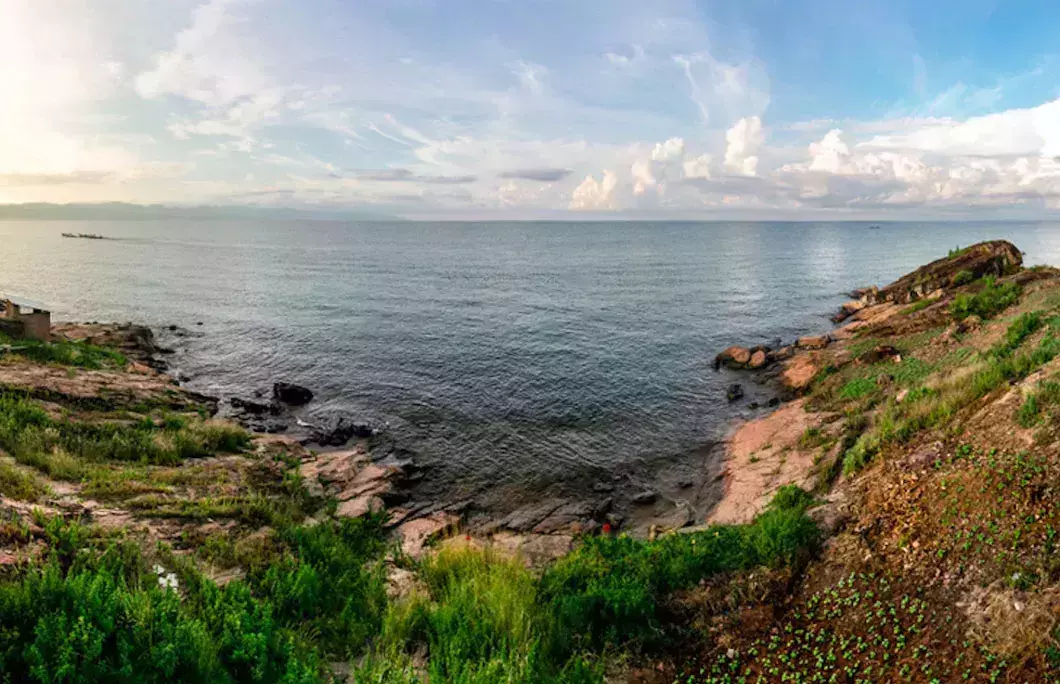 Burundi is home to the world&amp;amp;amp;amp;amp;amp;amp;rsquo;s longest freshwater lake