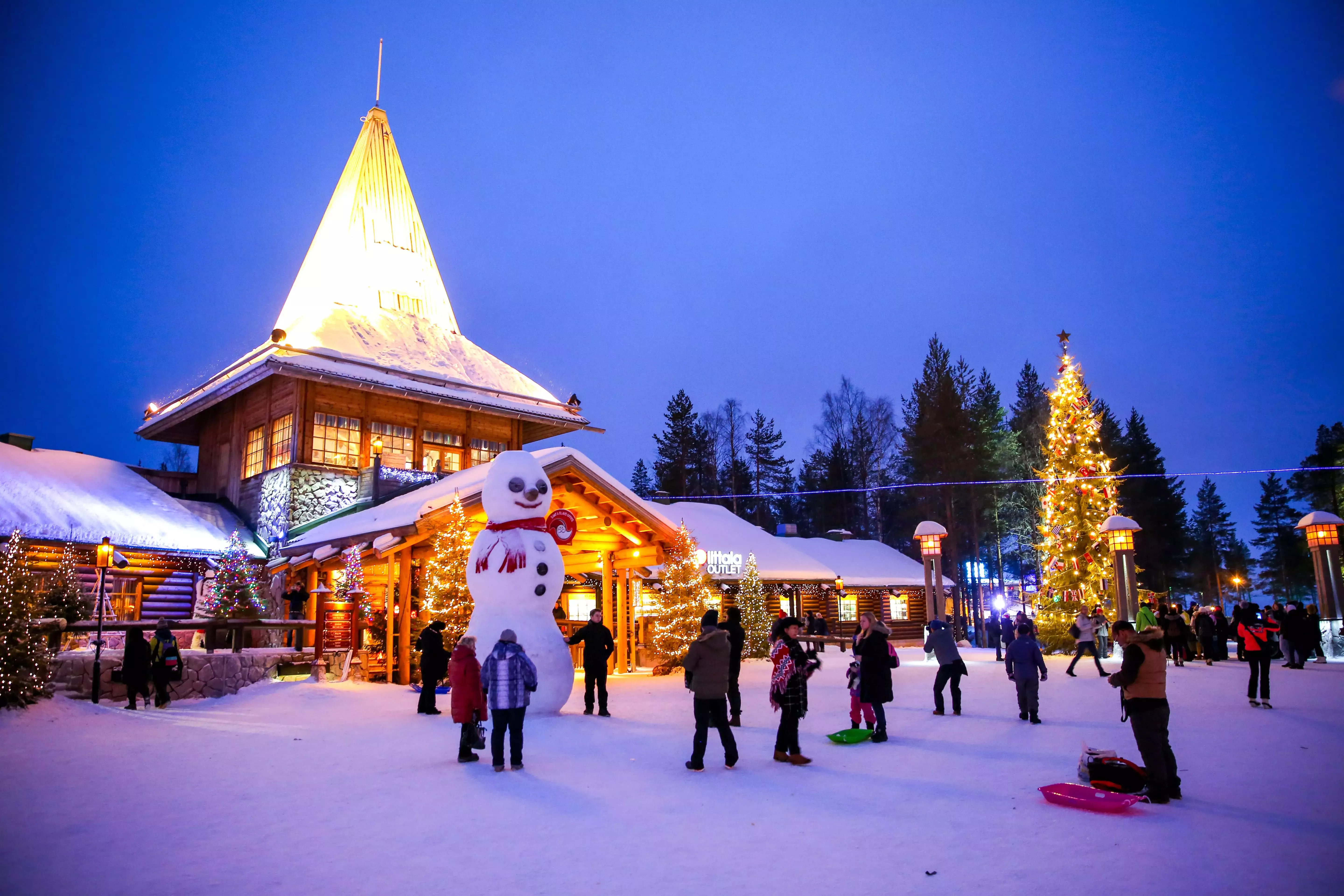 A snowy, family-friendly NYE in Finnish Lapland.