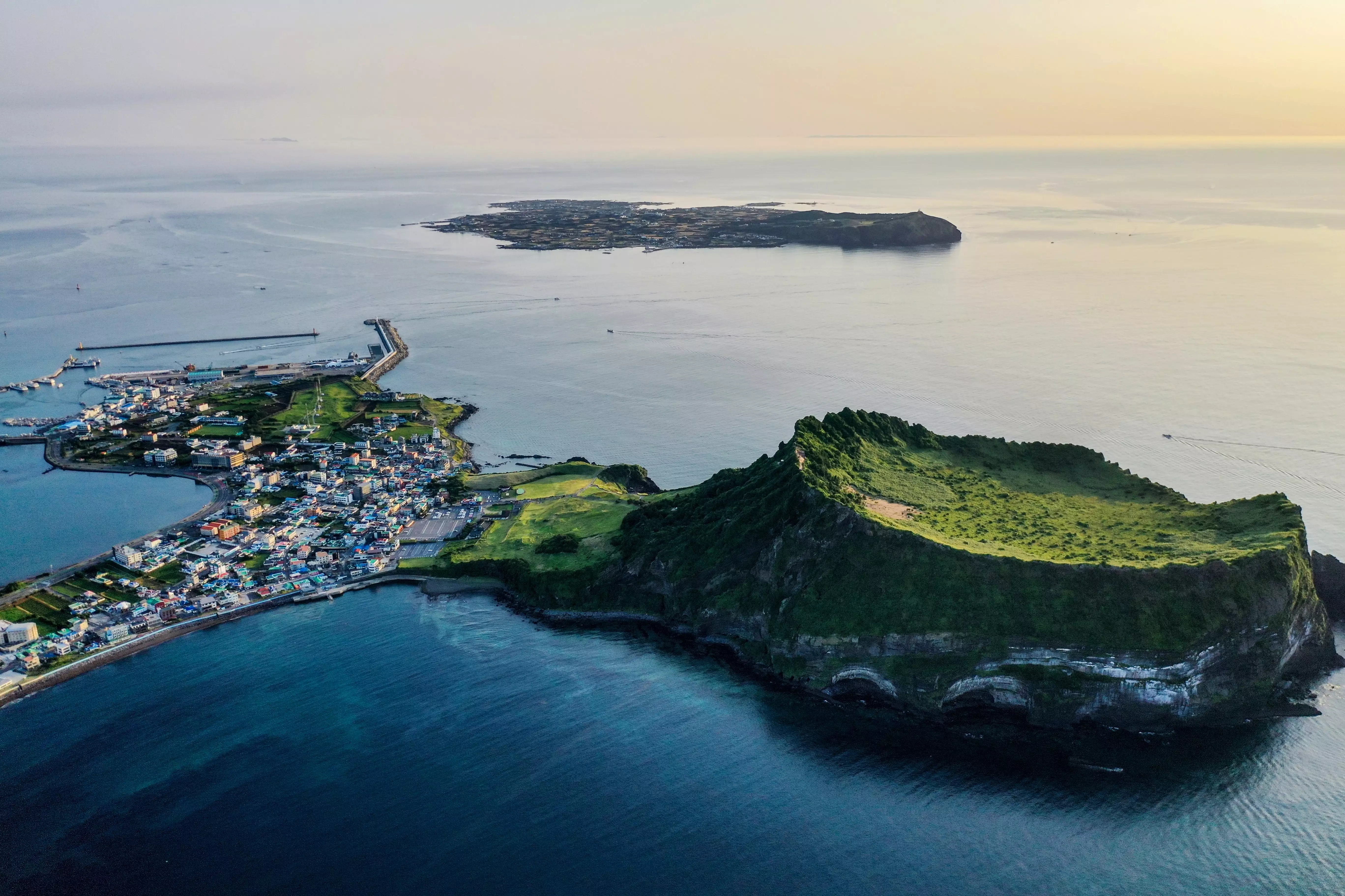 Jeju Island has long been a favourite holiday destination of South Koreans, and it's easy to see why.