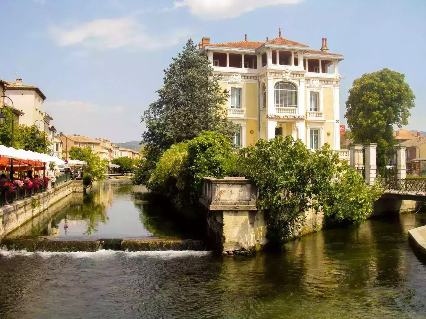 The most charming small towns in France Sorgue